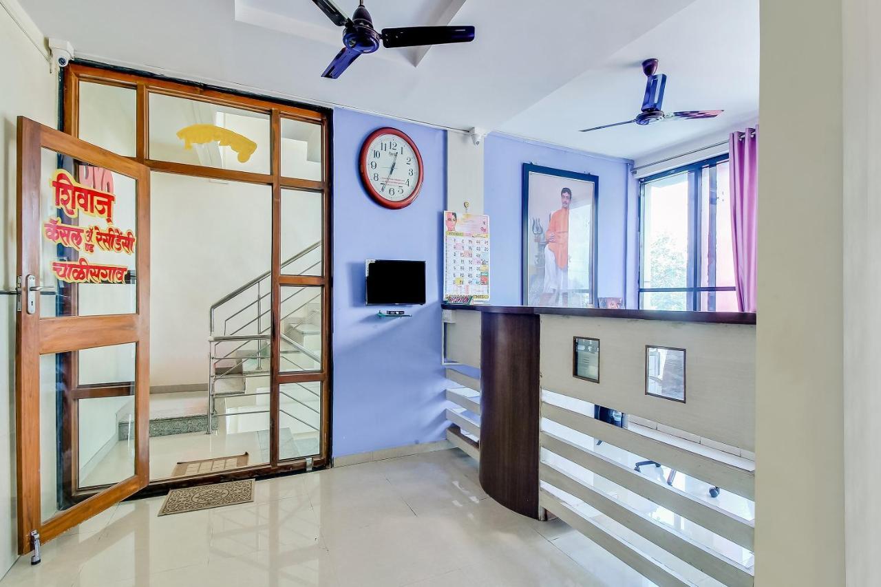 Oyo Flagship 48365 Hotel Shiva'S Castle Chalisgaon Exterior foto